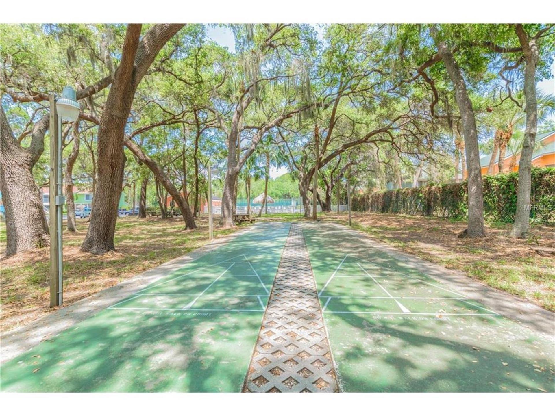 Affordable Two Bedroom Tropical Condo - Private Beach, Pools, Hot Tub Sankt Petersburg Exterior foto